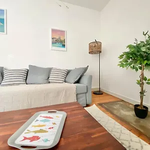 https://quimper-bnb-le-ste-catherine-t2-wifi-centre-ville-prfecture.inbrittany.com