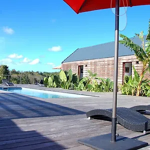 https://la-case-des-caraibes.comcaribbean.com
