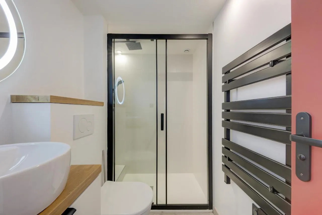 Terracotta-T2-Clim-Parking Gratuit Prive Apartment Pierre-Benite