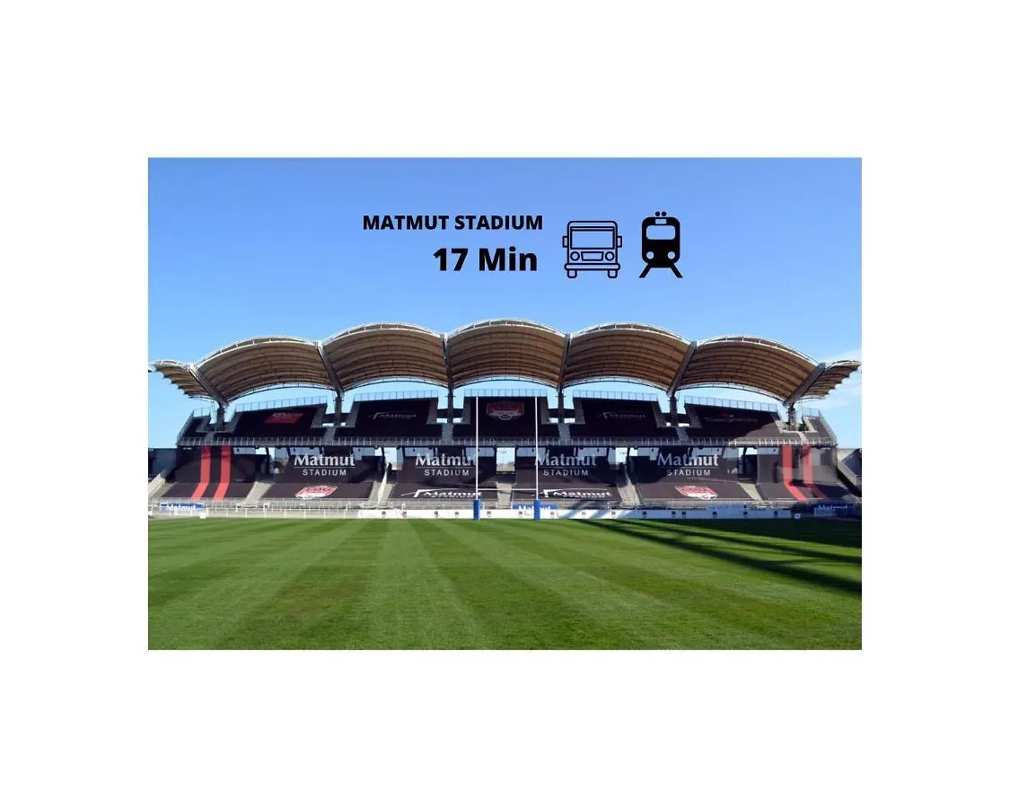 Terracotta-T2-Clim-Parking Gratuit Prive Apartment Pierre-Benite